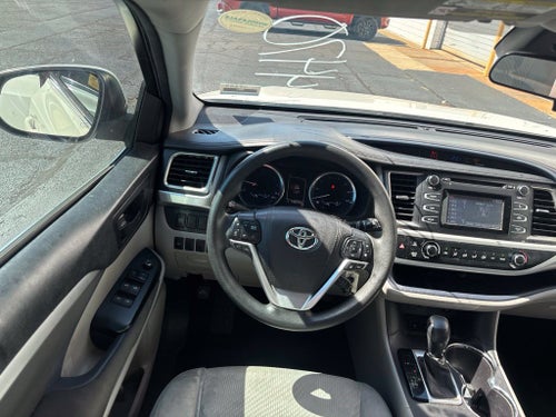 2017 Toyota Highlander LE