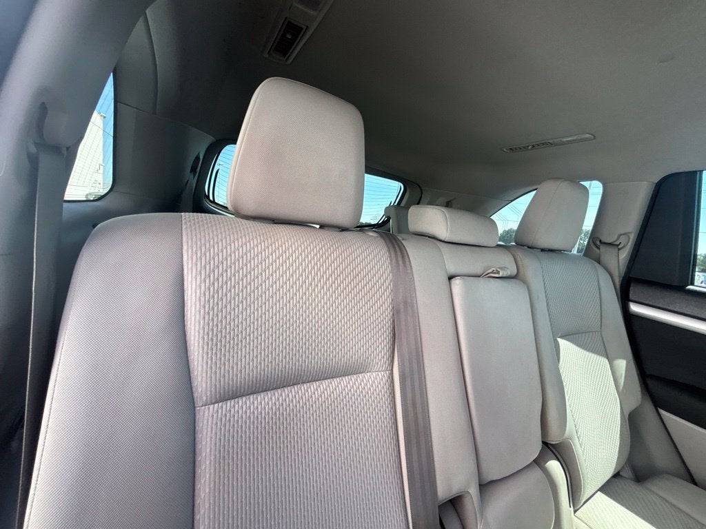 2017 Toyota Highlander LE