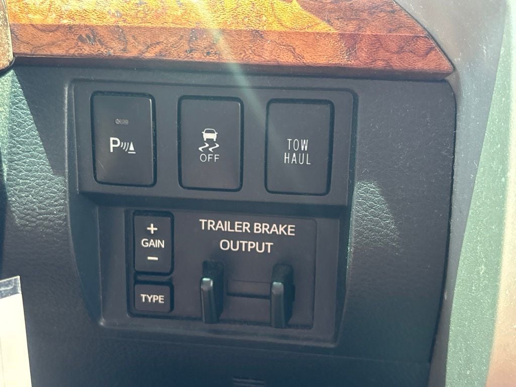 2017 Toyota Tundra 1794
