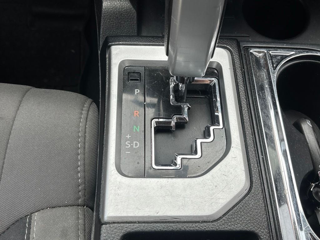 2017 Toyota Tundra SR5