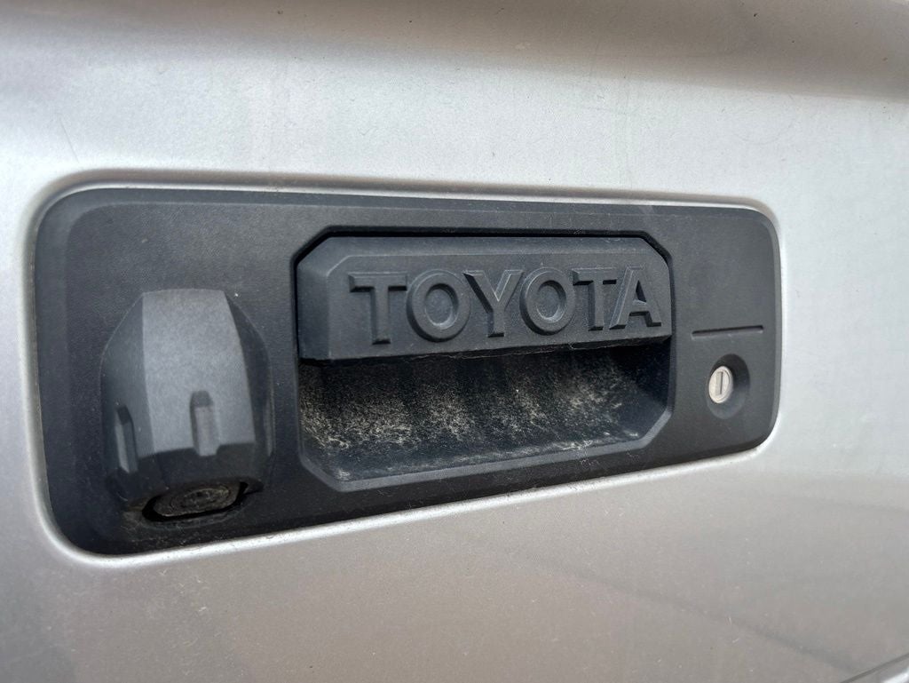 2017 Toyota Tundra SR5