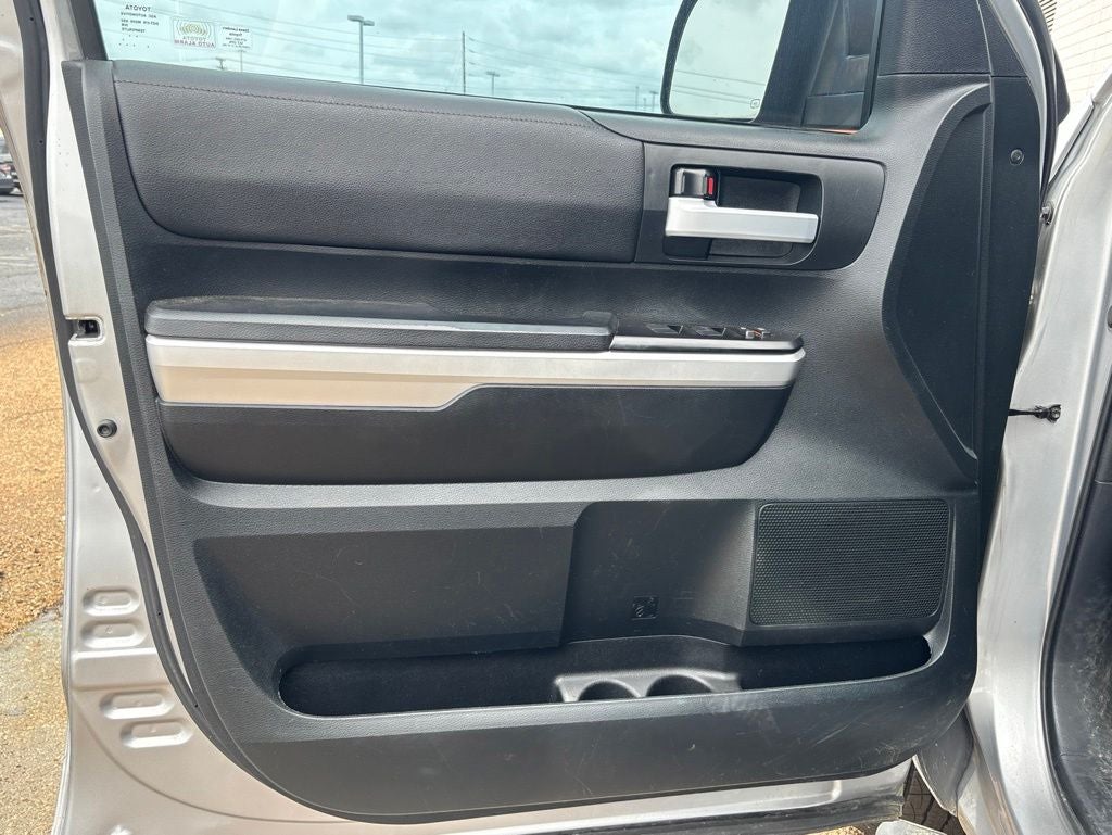 2017 Toyota Tundra SR5
