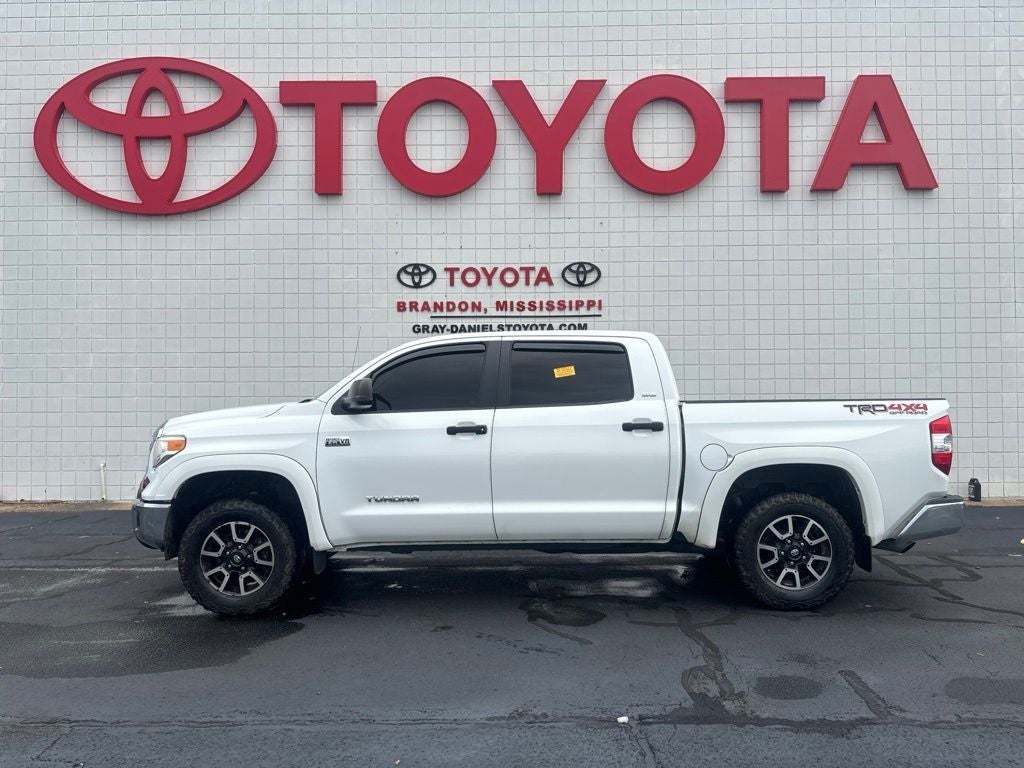 2016 Toyota Tundra SR5