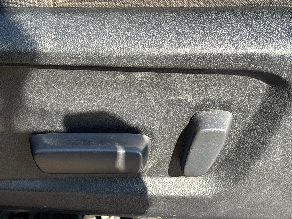 2020 Toyota Tundra SR5 5.7L V8