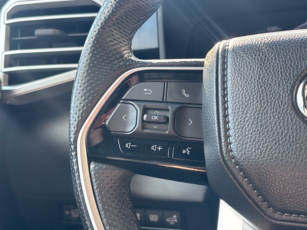 2025 Toyota Tundra Hybrid Platinum
