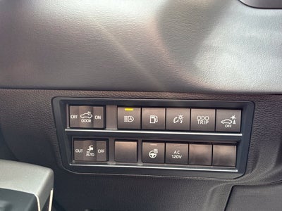 2025 Toyota Tundra Hybrid Platinum