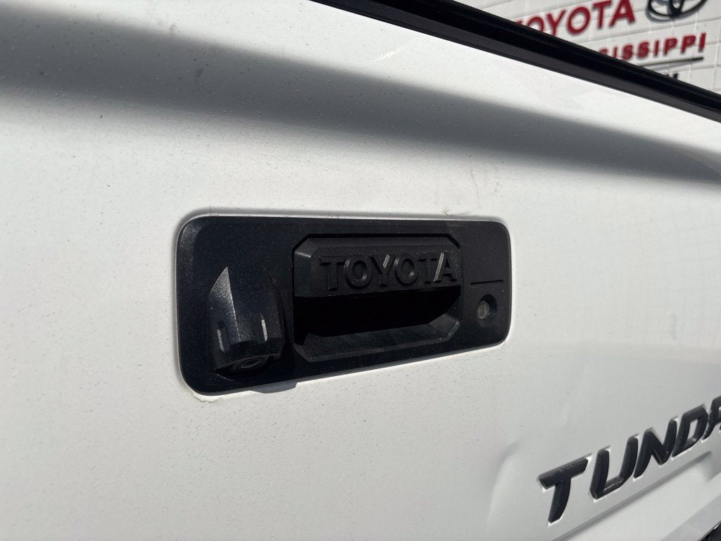 2016 Toyota Tundra SR5