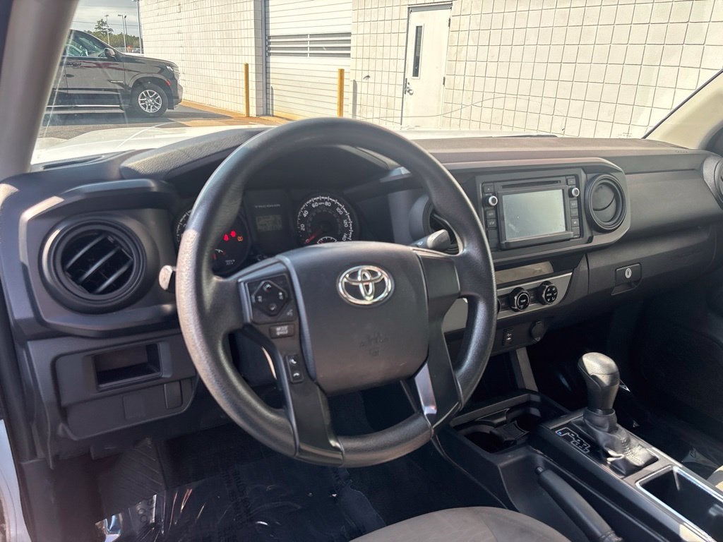 2016 Toyota Tacoma SR
