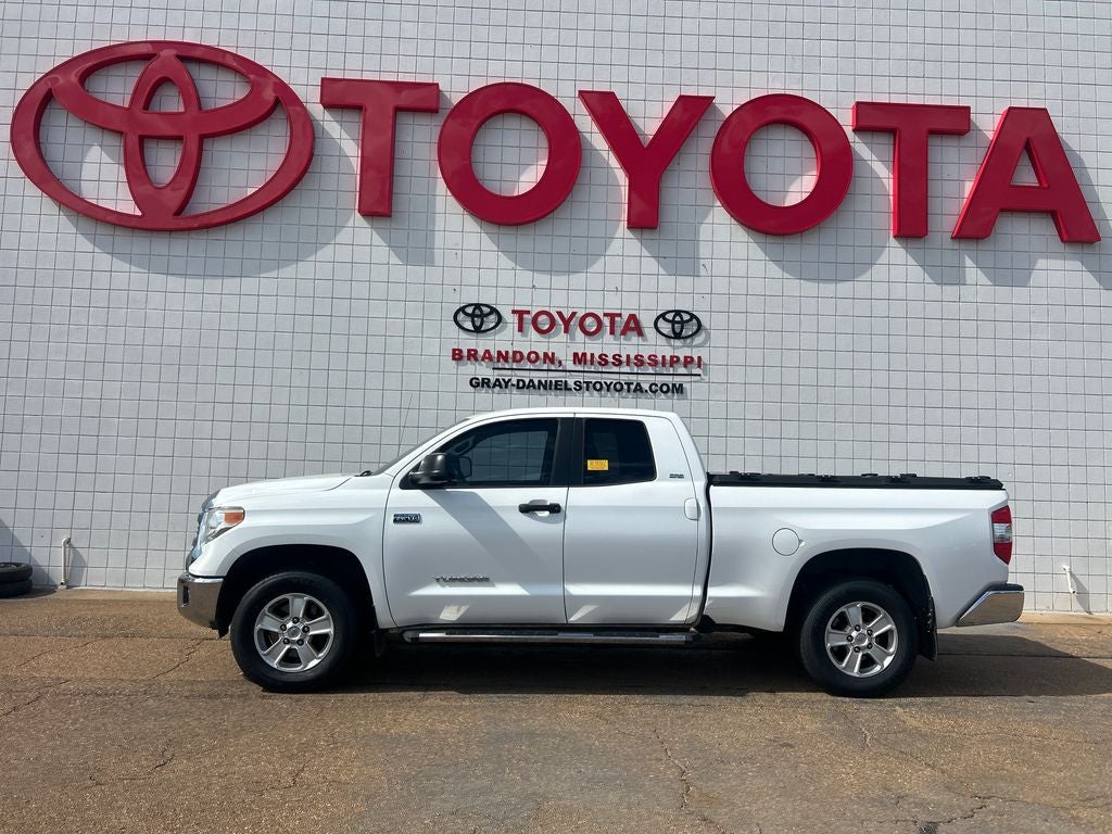 2017 Toyota Tundra SR5