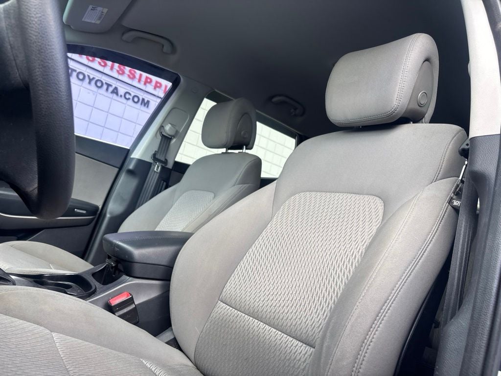2016 Hyundai Santa Fe Sport 2.4 Base