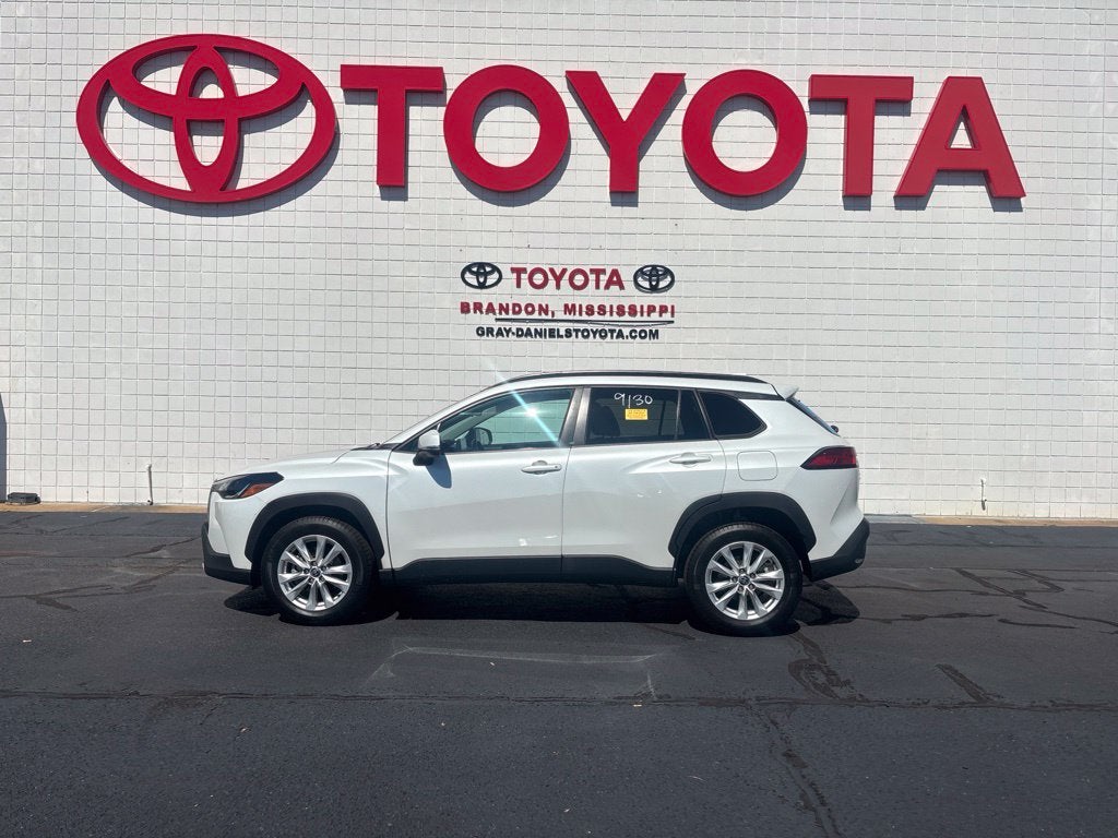 2022 Toyota Corolla Cross LE
