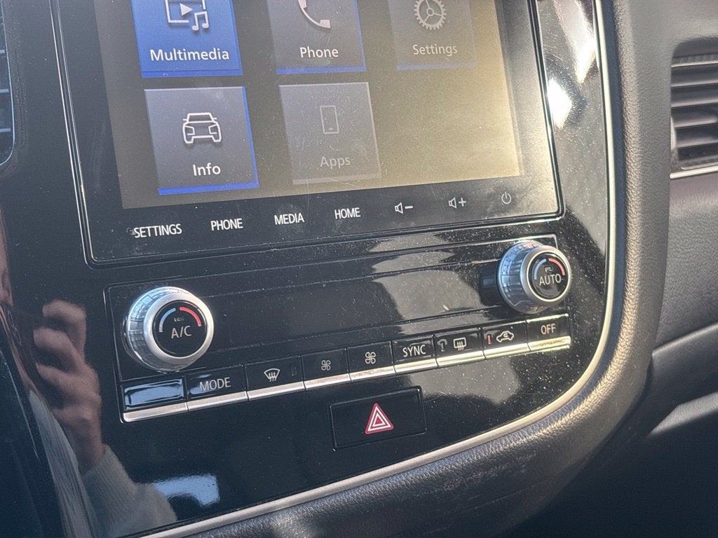 2020 Mitsubishi Outlander SEL