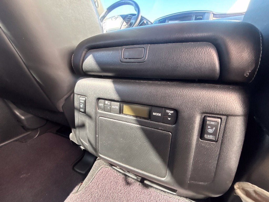 2017 Nissan Armada Platinum
