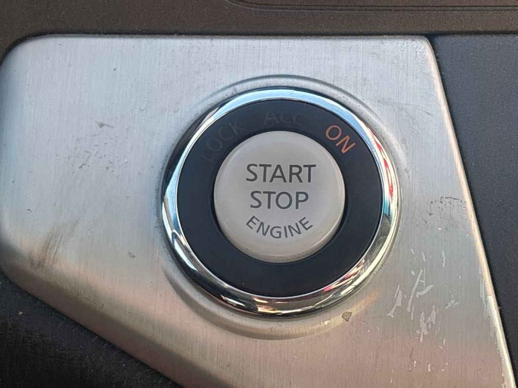 2011 Nissan Murano CrossCabriolet Base