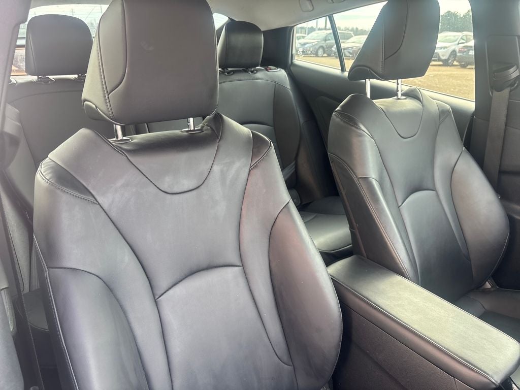 2022 Toyota Prius XLE