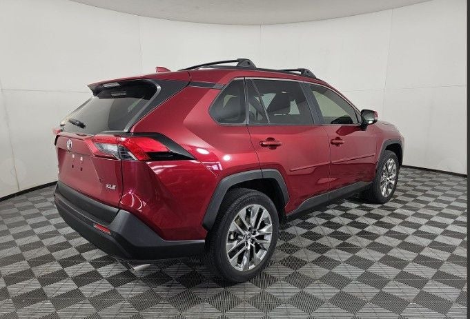 2020 Toyota RAV4 XLE Premium