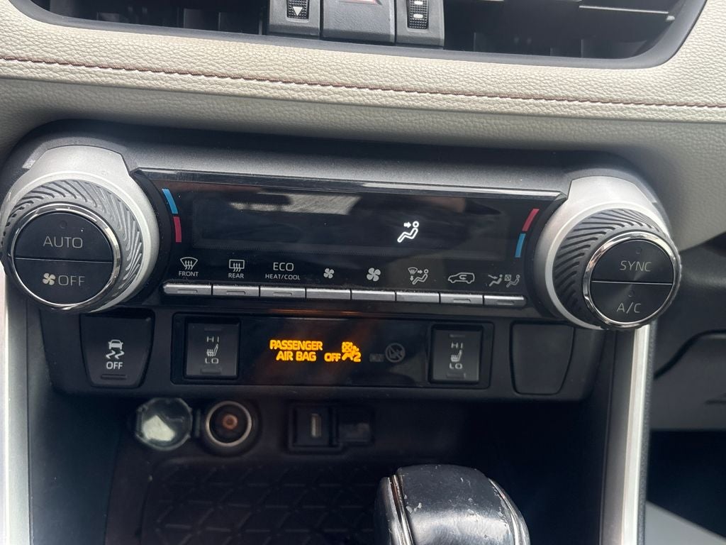 2020 Toyota RAV4 Limited