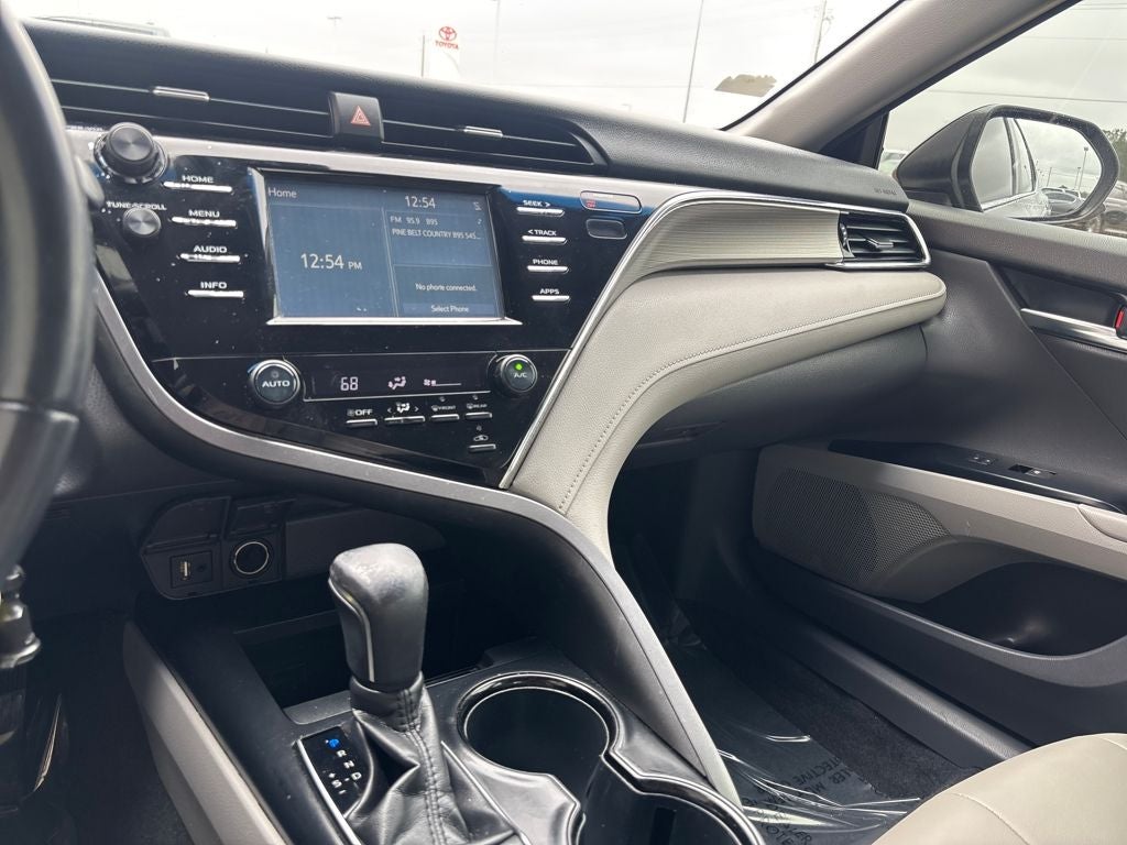 2018 Toyota Camry SE