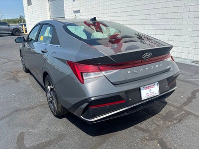 2024 Hyundai Elantra Limited