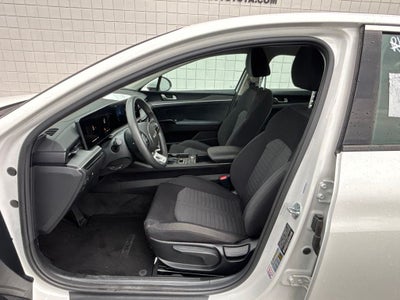 2025 Kia K5 LXS