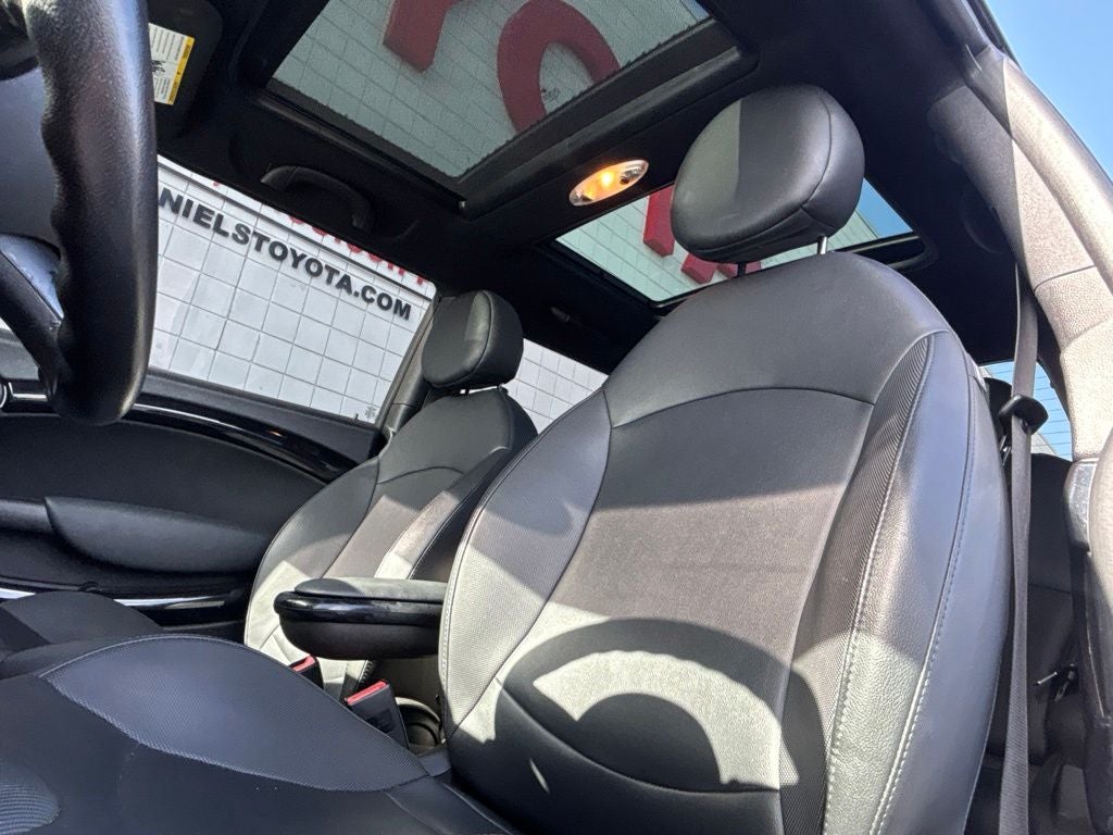 2011 MINI Cooper Base
