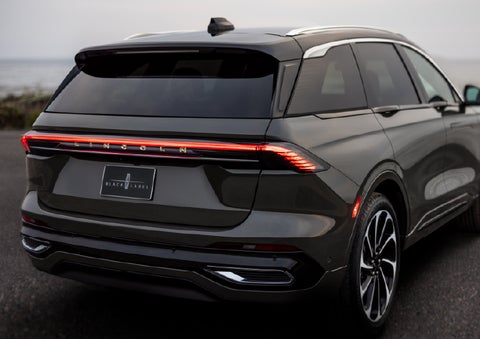 The rear of a 2025 Lincoln Black Label Nautilus® SUV displays full LED rear lighting. | Gray-Daniels Lincoln in Brandon MS