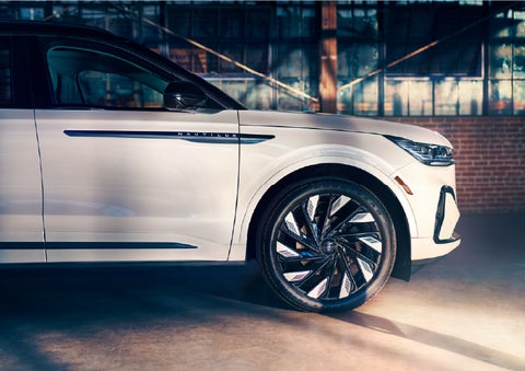 The wheels of the available Jet Appearance Package are highlighted. | Gray-Daniels Lincoln in Brandon MS