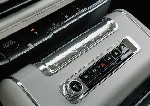 The piano key gear selector of a 2027 Lincoln Aviator® Back Label™ SUV. | Gray-Daniels Lincoln in Brandon MS
